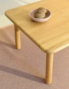 drewniany stolik kawowy lity dąb