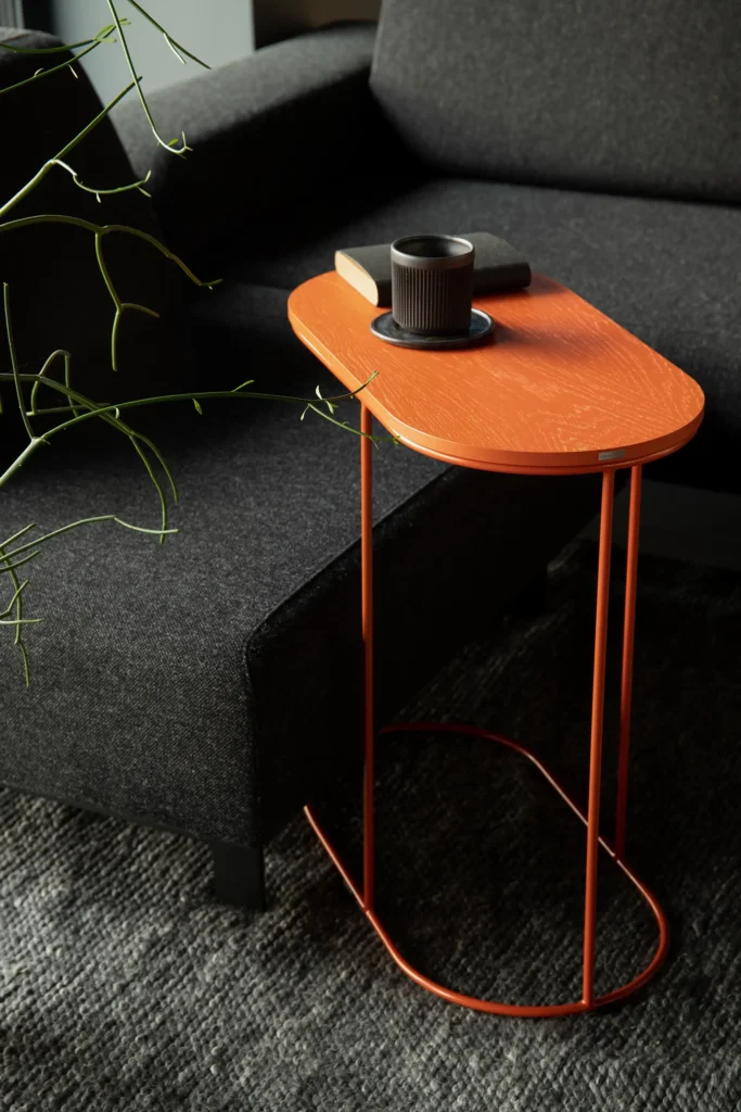 nowoczesny stolik kawowy boczny pomocniczy kolor pomarańczowy