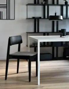 biały minimalistyczny stół ze spieku kwarcowego laminam bianco