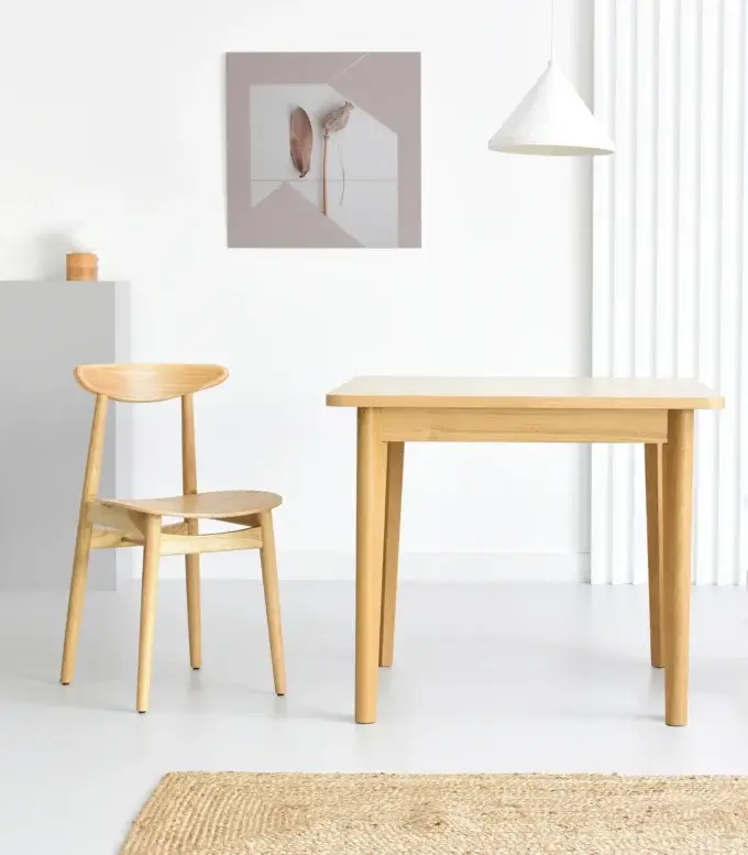 stol maly kwadratowy drewniany dab naturalny