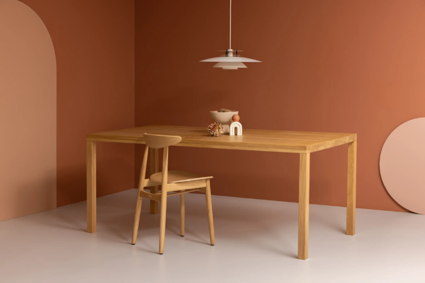 prosty stół drewniany nowoczesny
