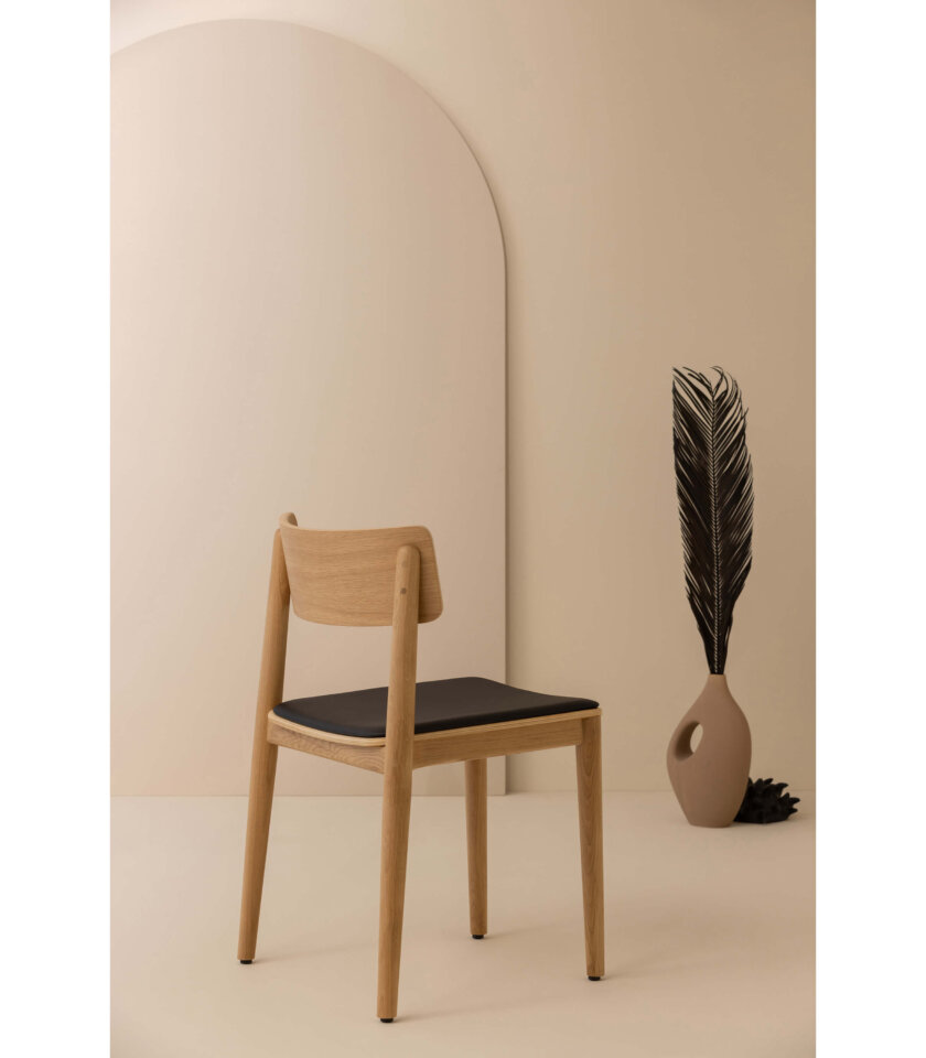 krzeslo drewniane tapicerowane debowe mid century