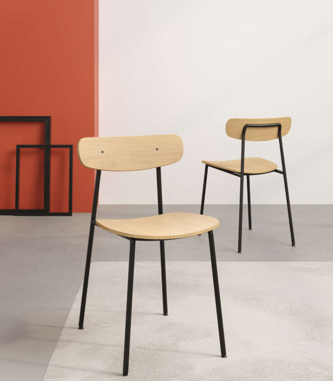 małe krzesło minimalistyczne skandynawskie dębowe